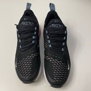 Nike Air Max 270